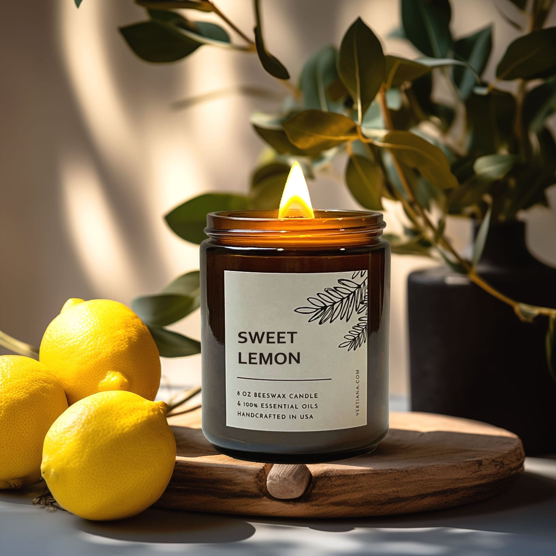 Sweet Lemon Beeswax Candle with Essential Oils, Wood Wick - VERTIANA